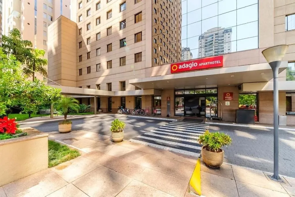 Moema Jamaris 100 Times Square Torre 2 Com Limpeza Diaria Uh910 Apartment Sao Paulo